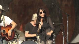 Katey Sagal "Free Fallin'" Live At Hardly Strictly Bluegrass chords