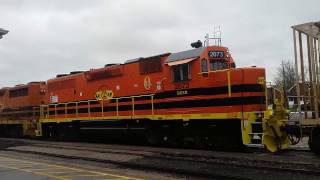 GEXR 431, 581, 516, and Kitchener bound train (5 Freight trains) May 02 2017