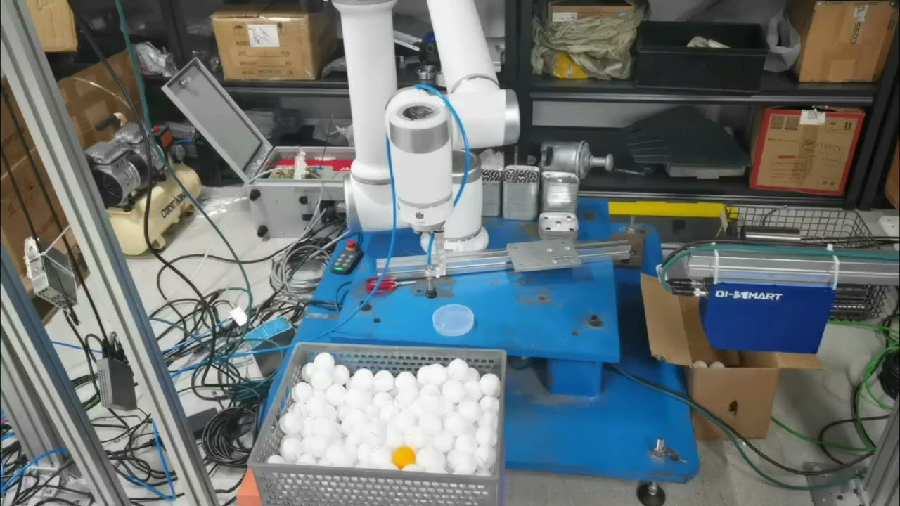 Demonstration video of deep-frame disordered grasping using a single 2D camera