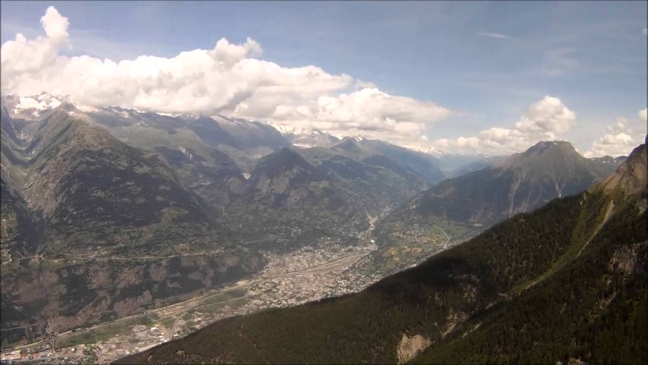 Paragliding from Grimselpass to Brig