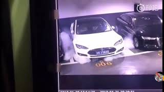 Tesla model s exploded in Shanghai