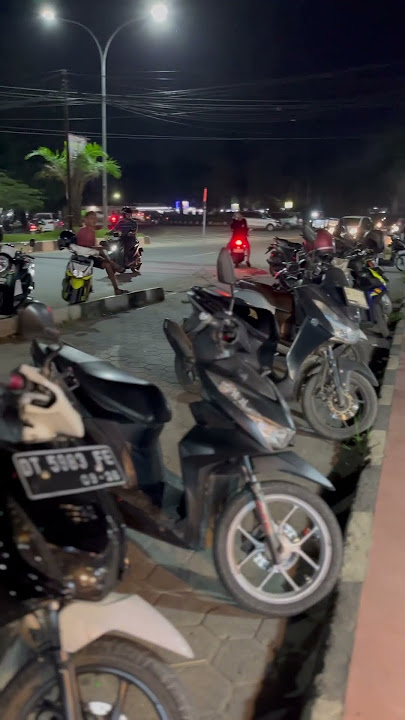 Wisata malam #jalanjalan #wisatamalam500m #angkringan