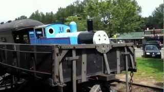 Day Out With Thomas 2012 - Thomas Leaves