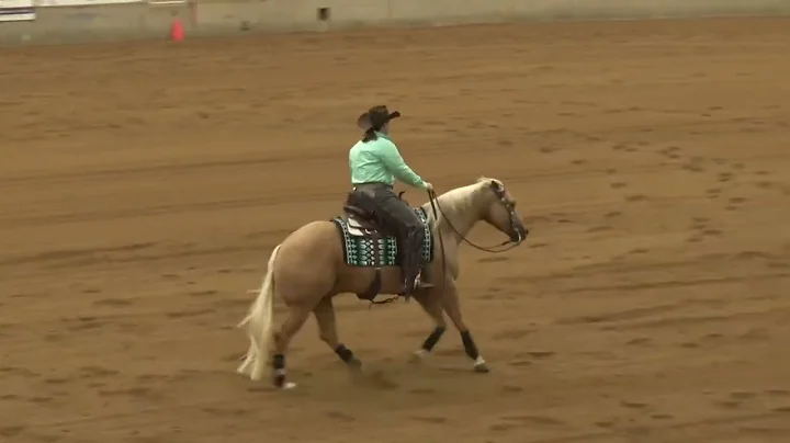 221022 Non Pro Derby Erin Mcfarland on Lil Ruf Vin...