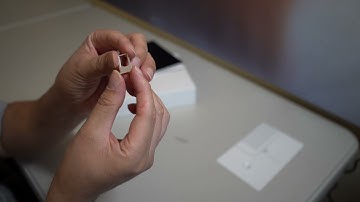 How to insert SIM Card into Cellular iPad