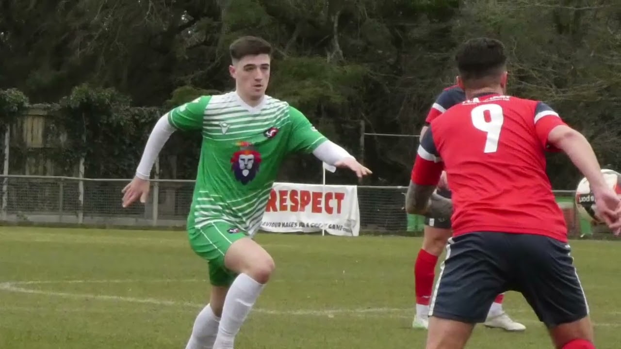 🟢⚪️ Fleet Spurs @ New Milton Town