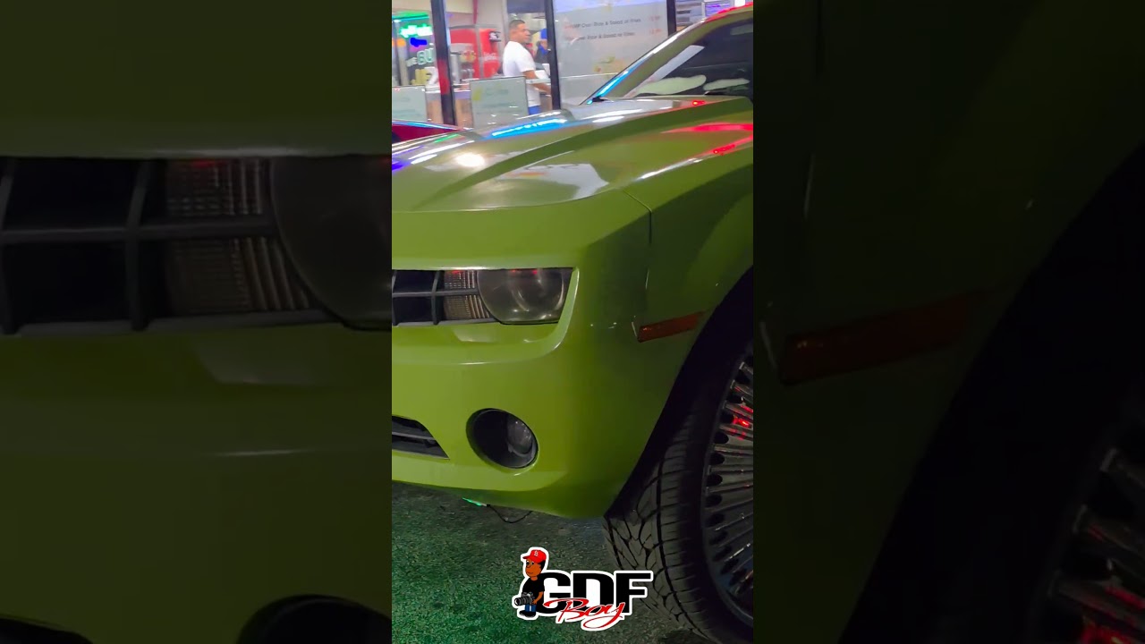 Camaro on 32" Dub Floats ⛸️