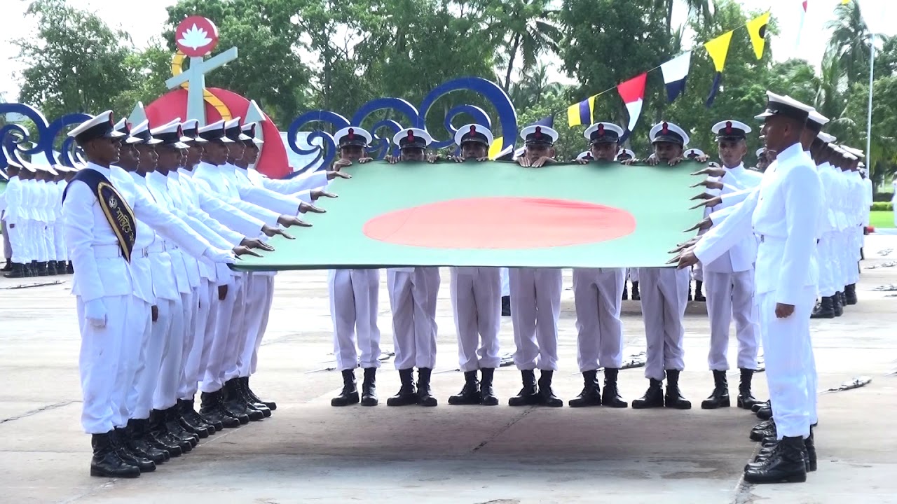 খুলনাস্থ বানৌজা তিতুমীর প্যারেড গ্রাউন্ডে নবীন নাবিকদের শিক্ষা সমাপনী কুচকাওয়াজ 