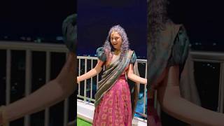 Trending Paatu Ku Namba Varshini Dance