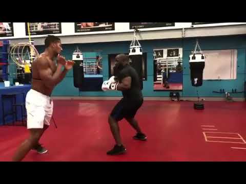 Anthony Joshua trên Instagram  “PRT2 BXNG HUNGRY 🔋 #AJBXNG”