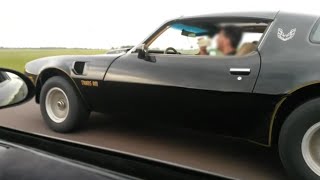Bandit Trans AM vs 4thgen Camaro from a dig