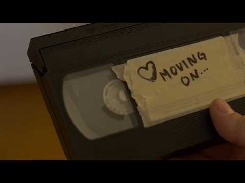 HiPPO feat. Malikah - Moving On (Official lyrics video)
