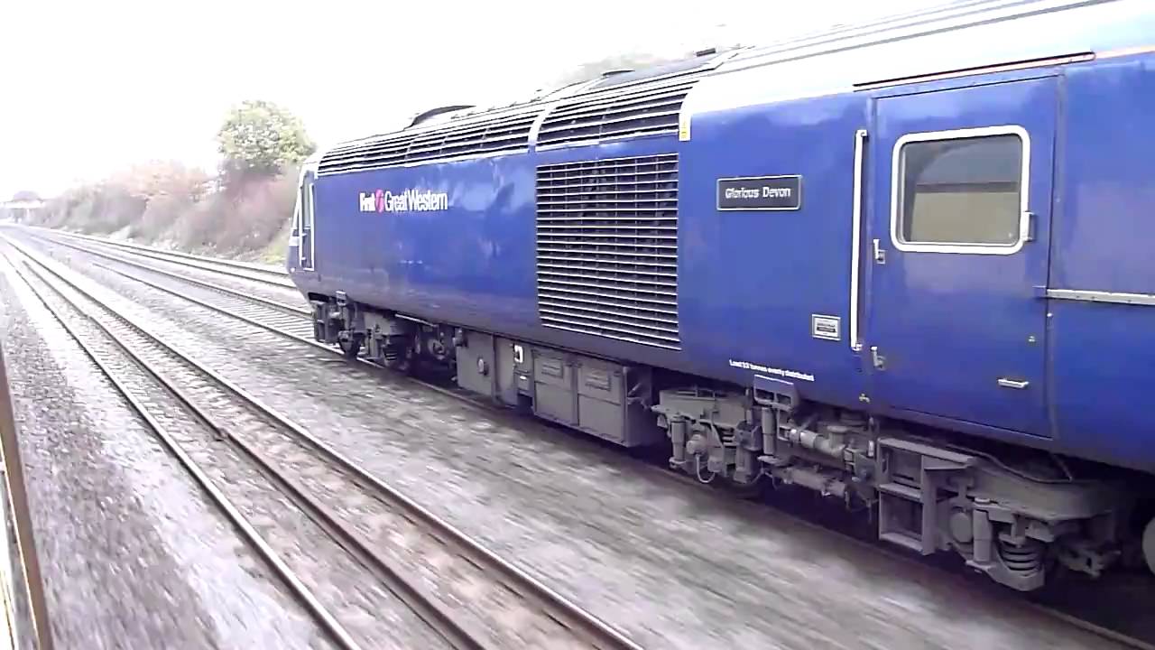 Earl of Mount Edgcumbe parallel running with FGW HST