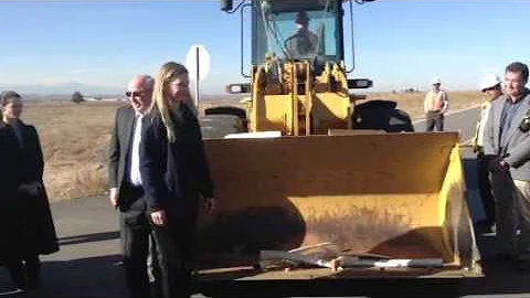 Azzedine Downes & Kristin Bauer Stand Up for Eleph...