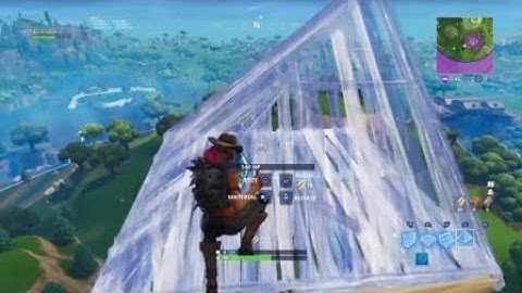 REGAIN HIGH GROUND WITH PYRAMIDS IN FORTNITE