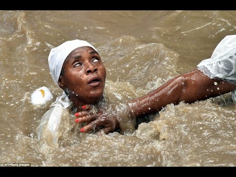 Vidéo: Les Gens Et Les Poupées: Traditions, Rites Et Mysticisme - Vue Alternative