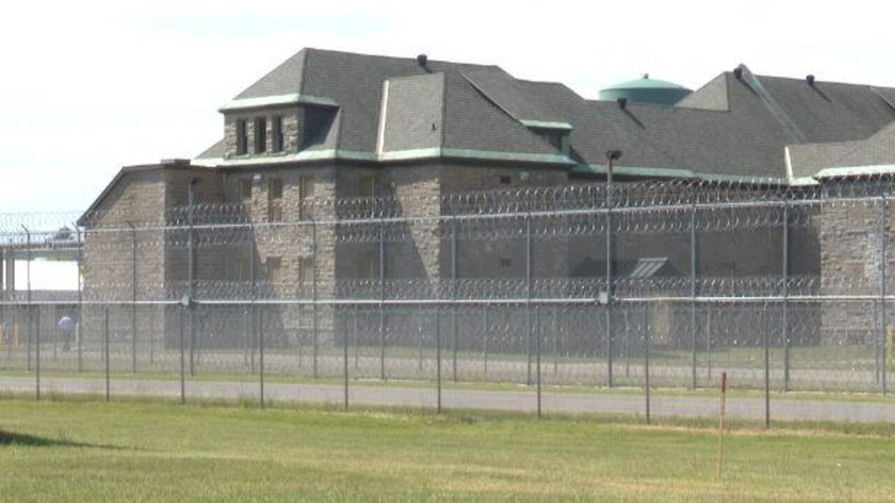 North Country lawmakers propose new way for prisoners to get mail