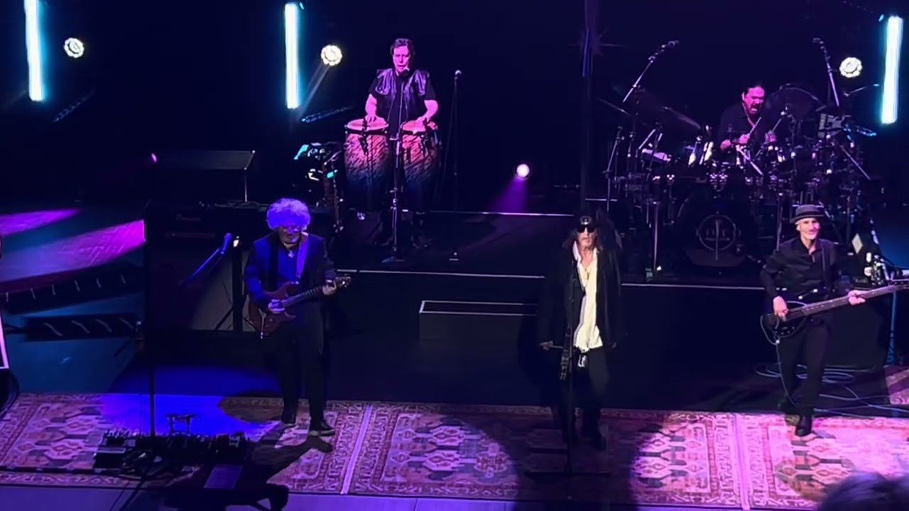 Hydra - Toto (Live)[Riverside Theater Milwaukee, WI.] February 18th, 2026