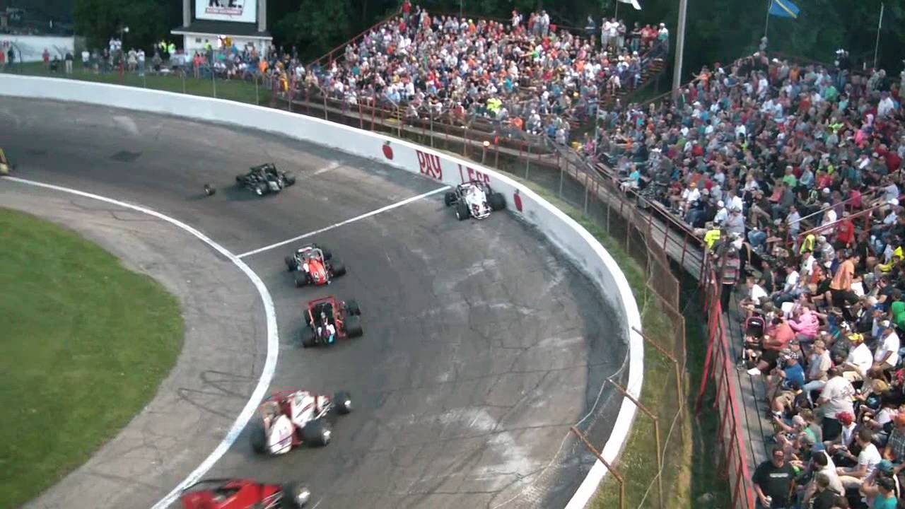 2016 Sprint Car Crash Little 500 Bloom and WIndom wreck YouTube