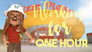 Working at Pizza Planet for ONE HOUR!!! | Roblox Bloxburg