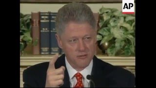 USA: CLINTON DENIES HAVING AN AFFAIR WITH MONICA LEWINSKY