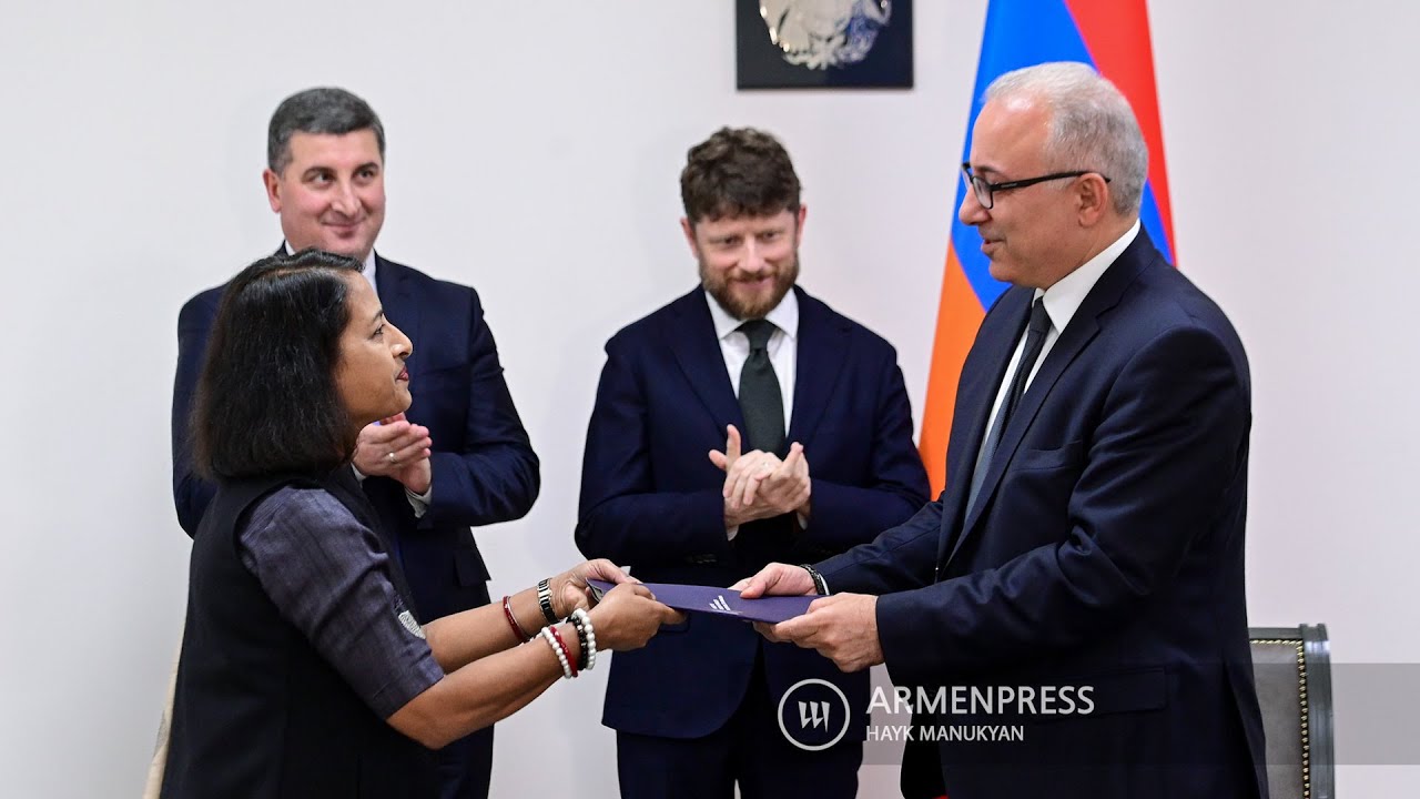 Armenia eu. встреча премьера грузии с путлером. глава мид армении мирзоян. армения подписала. армения подписала.