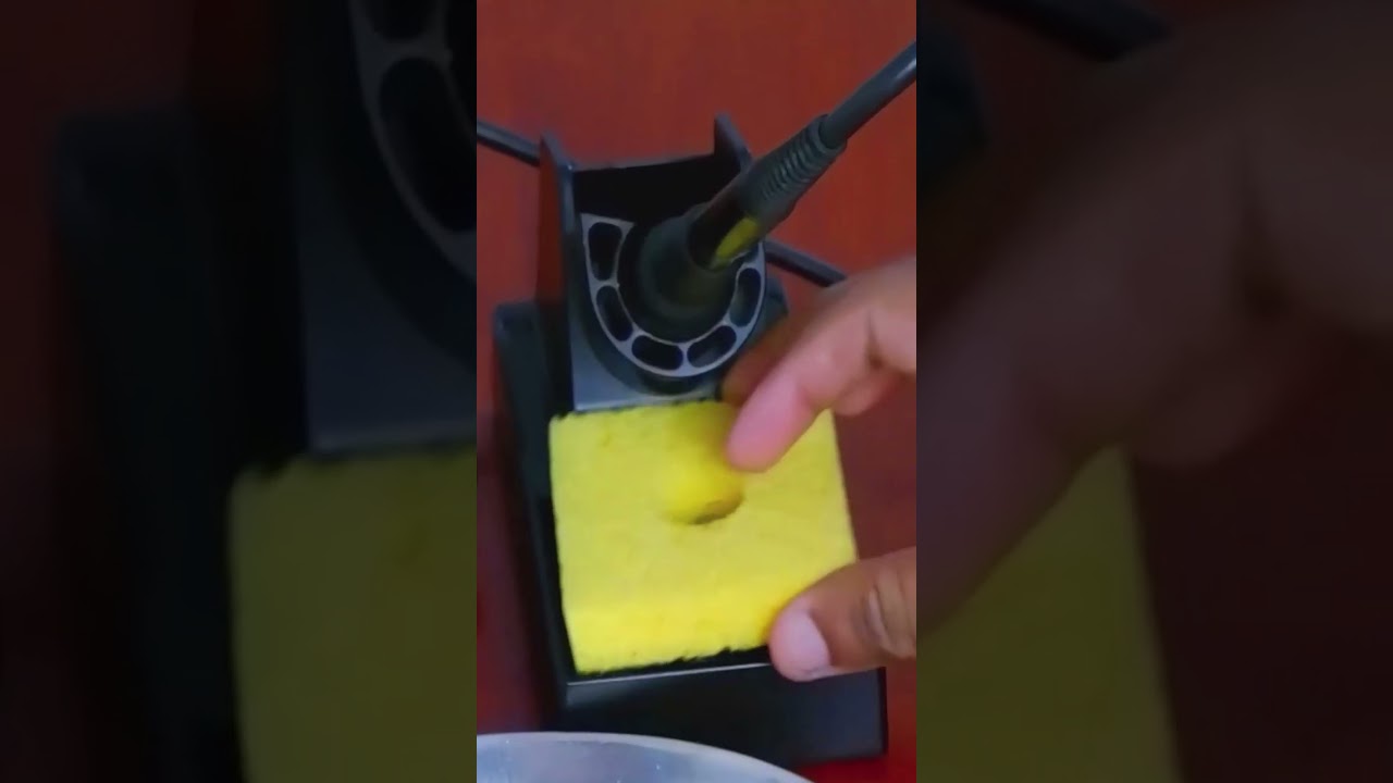 Soldering Iron Tip cleaning with sponge 