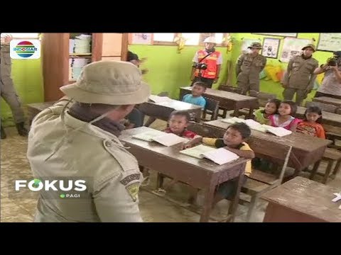 Relawan dan Polri Ajarkan Anak Korban Bencana Sulteng Atasi Trauma – Fokus Pagi