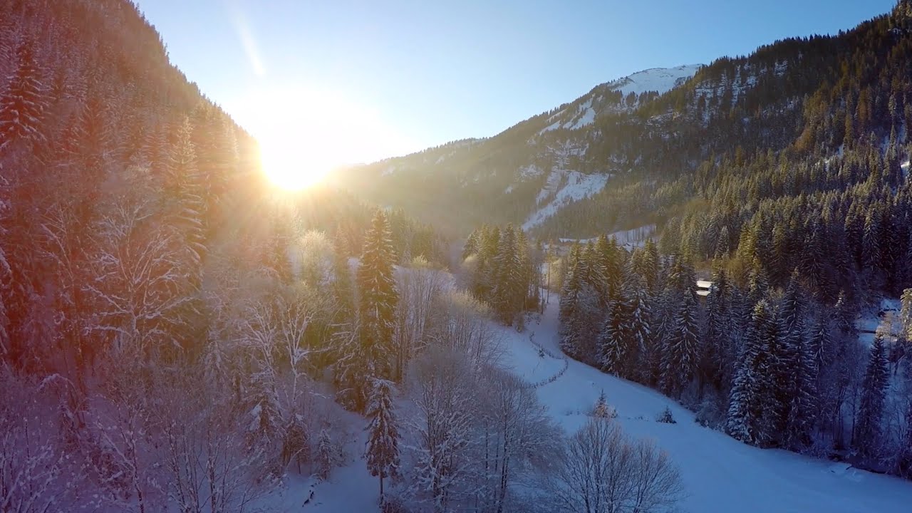 Dji Phantom 2 >> Drone 4K Châtel (2015): Montagne, Sapins, Châlets, Neige, Soleil, Ski DJI PHANTOM 2 - GoPro ... Dji Phantom 2 >> Drone 4K Châtel (2015): Montagne, Sapins, Châlets, Neige, Soleil, Ski DJI PHANTOM 2 - GoPro ...