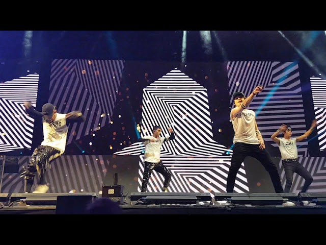 CNCO - Bonita y Solo yo (Madrid 14-03-2019)