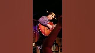 Steve Wariner - A Woman Loves