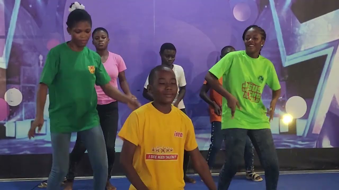 Full video RWE DANCERS SUNDAY SERVICE 