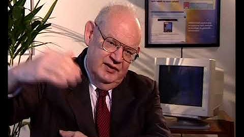 Benoît Mandelbrot - Return to iteration in 1977: Hadamard, Poincaré and Kleinian groups (77/144)