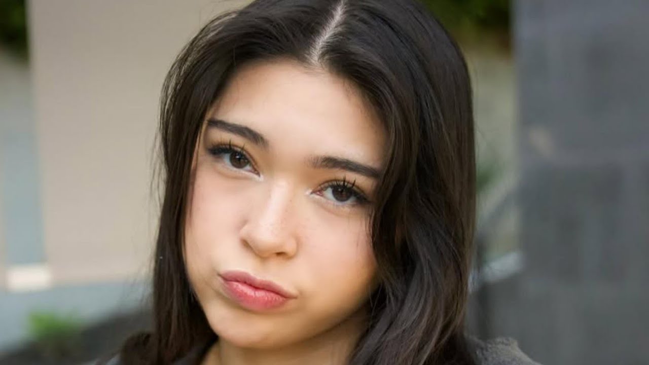 Aishah Sofey Biography 2025 Fitness Model, TikTok Star & French