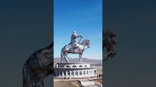 Конная статуя Чингисхана — крупнейшая конная статуя в мире