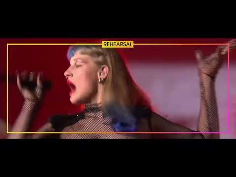 Aiko - Pedestal