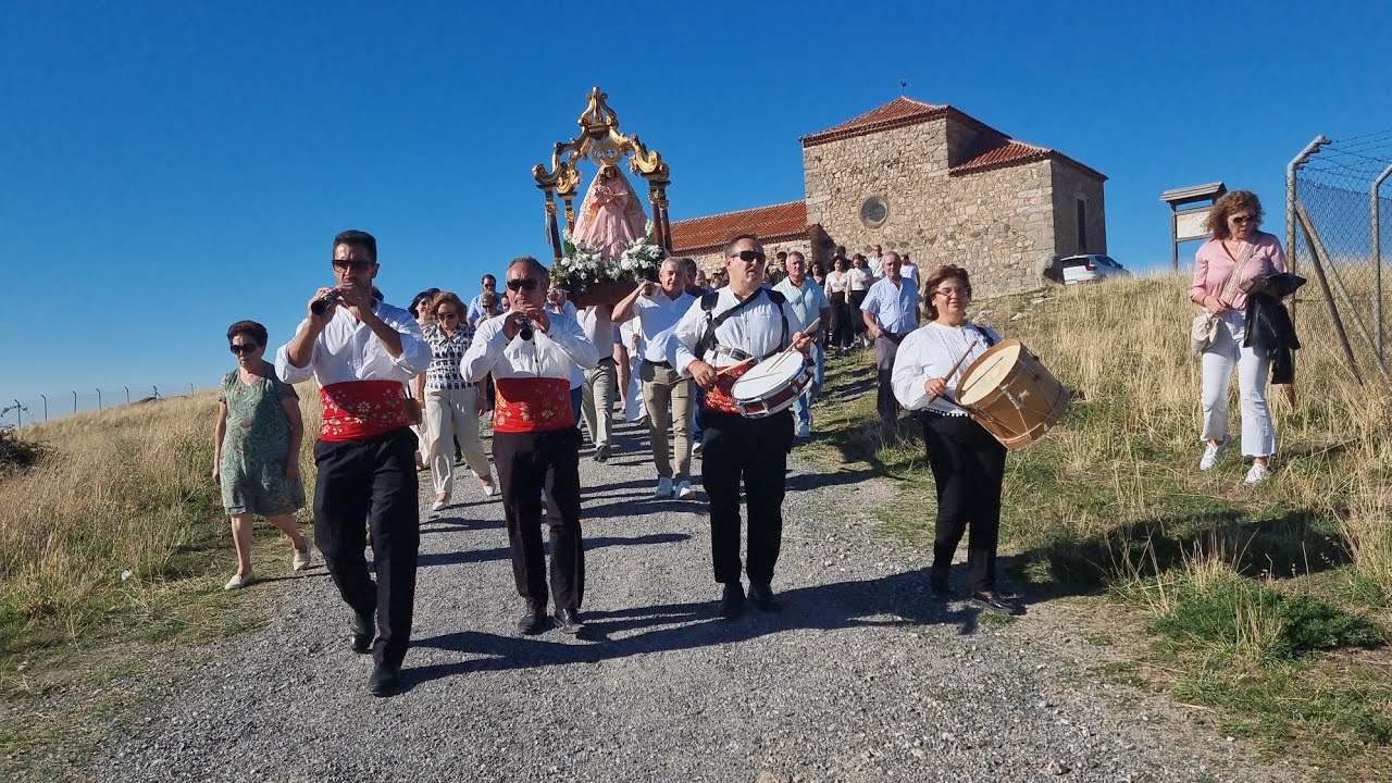MINGORRÍA (Ávila)'2023. Bajada de la Virgen desde su ermita.