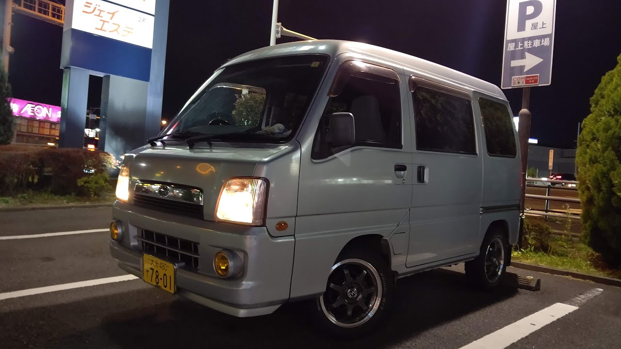 身長185cm体重100kg男がスバルサンバーで車中泊に憧れベットを作ってみ
