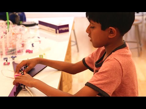 Making Connections At The LittleBits Retail Store In NYC technology stocks