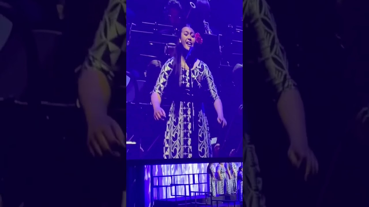 MANA MOANA | Fifteen Stars