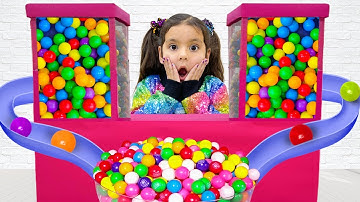 Gumball Machine Toy Adventure: Ellie and Alex