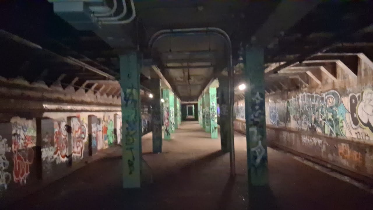 Exploring The Abandoned 