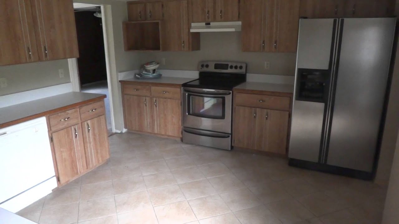 Plantation Pines 3 bed 2 bath home for sale foreclosed home on 3 acres