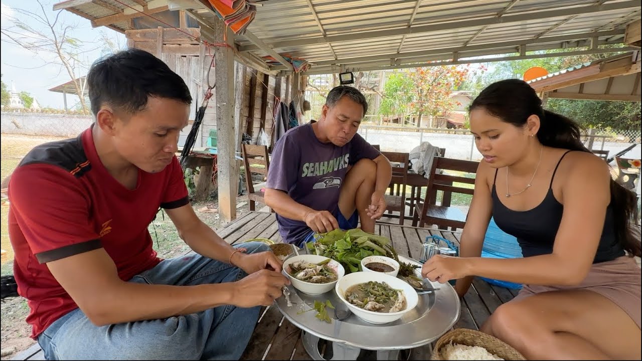 อาหารเที่ยงแชบๆ แกงปลาน้ำเช | ແກງປາກິນເຂົ້າກັບຄອບຄົວ