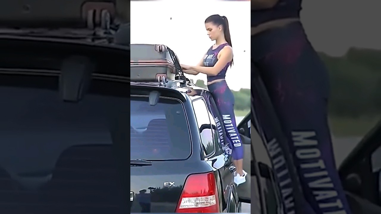 Foldable Car Roof Rack Step - The Ultimate Car Doorstep Accessory 