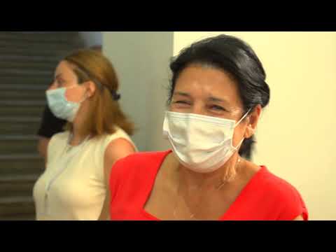 ზვიად შალამბერიძემ პრეზიდენტთან ერთად ქუთაისში საგამოცდო ცენტრი დაათვალიერა