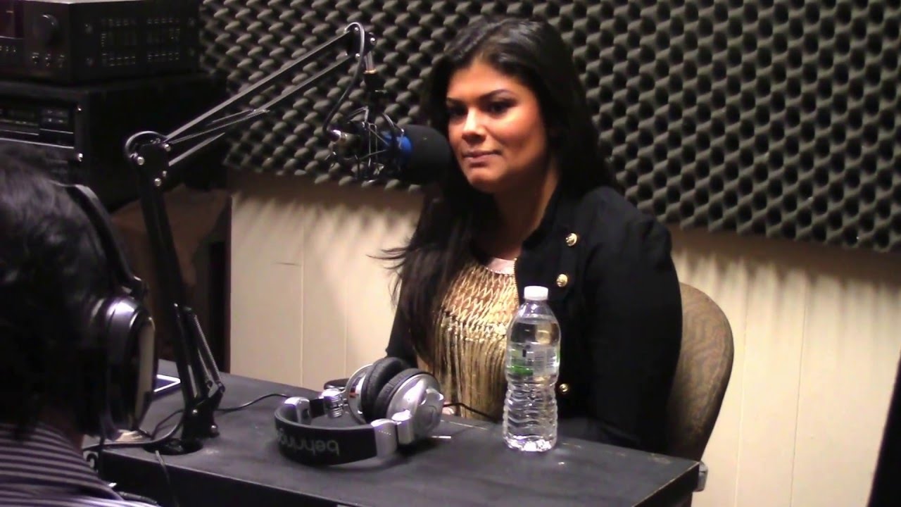 New Latin Artist Magdalena Palafox comes to 'Salsa Sabor Radio'!:)