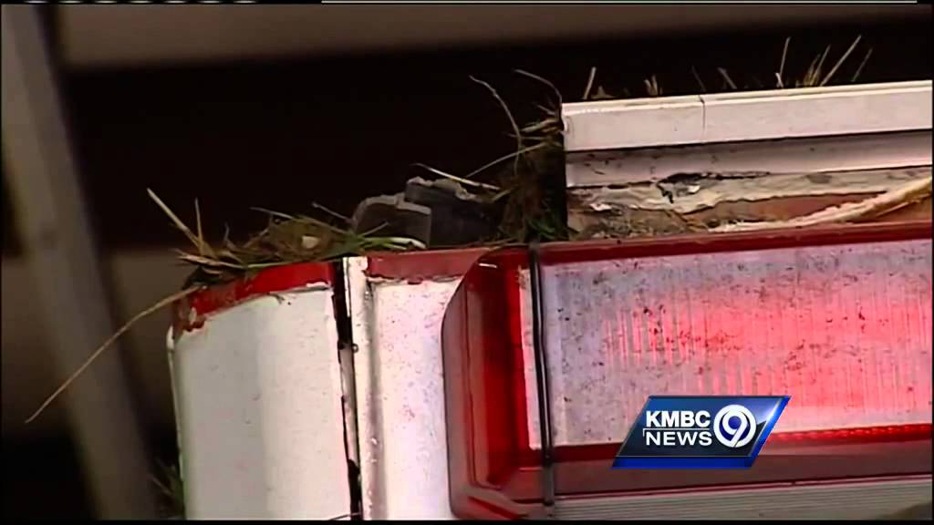 Patient killed, crew injured in ambulance wreck near Harrisonville ...