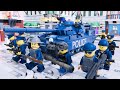 Lego police swat 4  modern warfare  tank battle