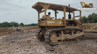 Caterpillar D6B Bulldozer Moving Dirt To Completed Land Filling | Heavy Equipment | Momobilan